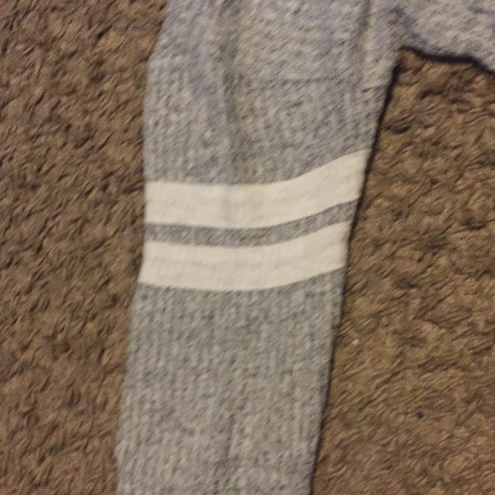 Sweater - Picture 2 of 3